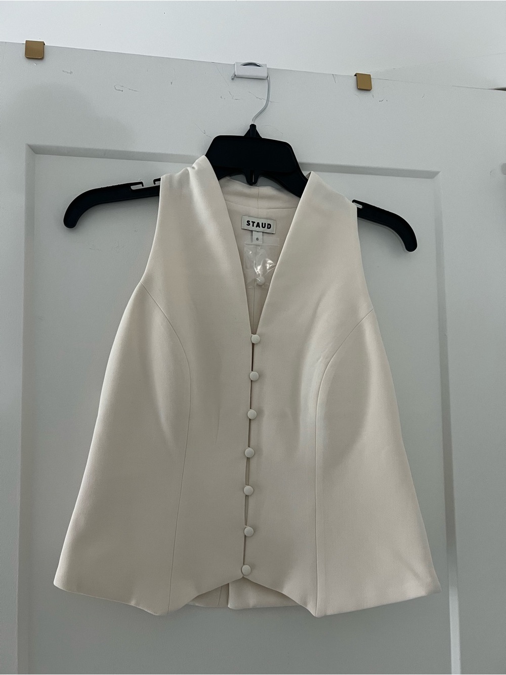NWT STAUD STELLA TOP ECRU | SIZE 6 | Beige V Neck Vest Top